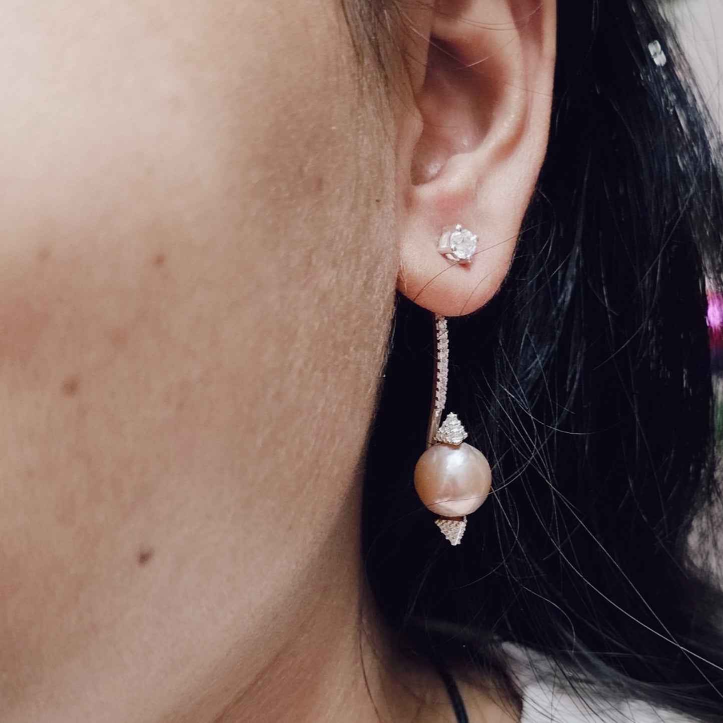 Pearly Dangle Earrings in 925 Silver
