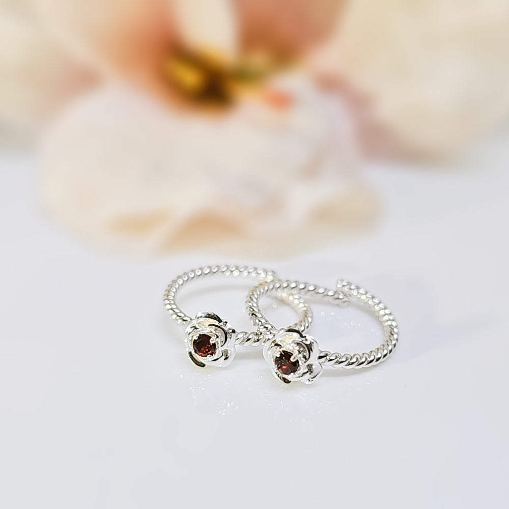 Rose with Red Garnet Toe Ring in 925 Silver