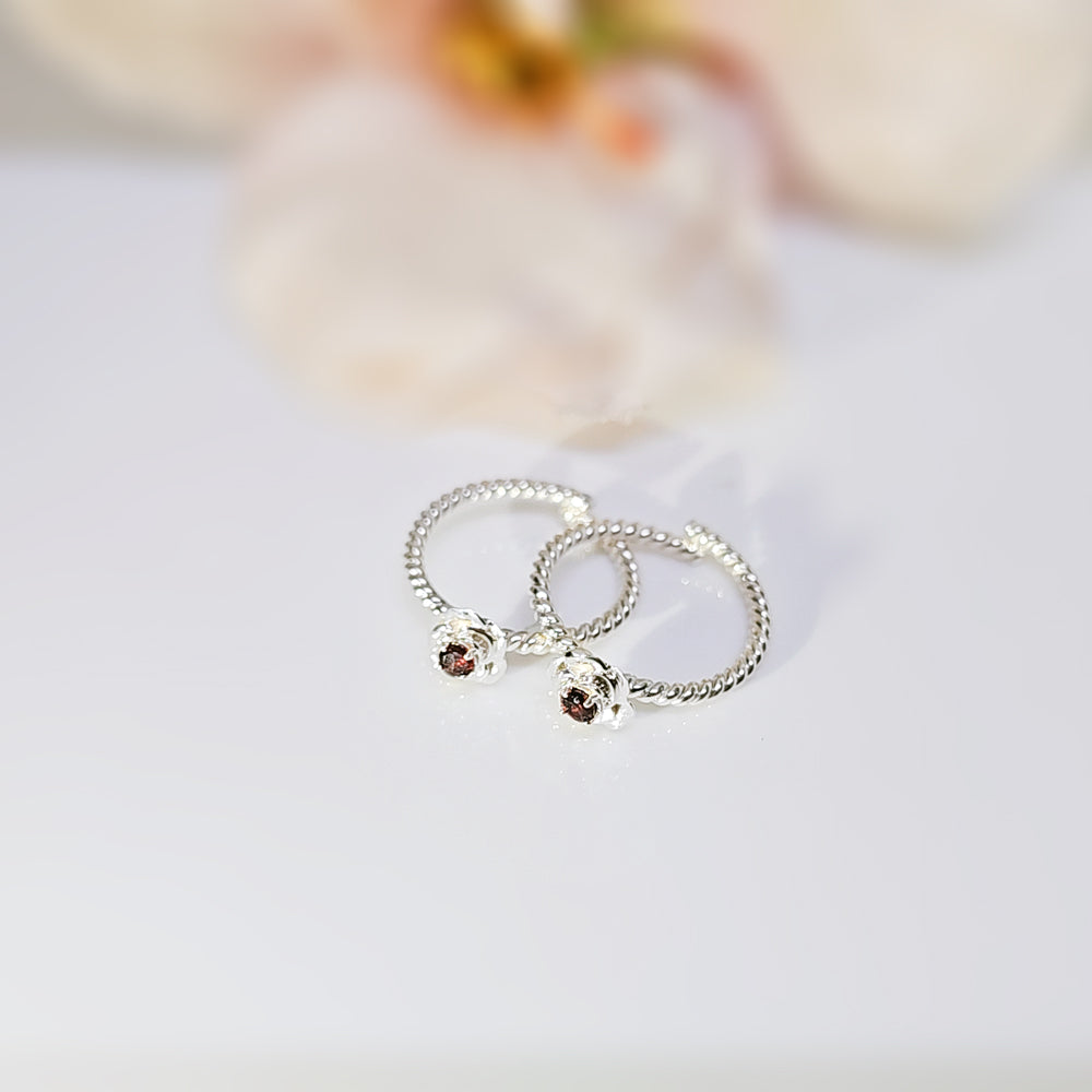 Rose with Red Garnet Toe Ring in 925 Silver