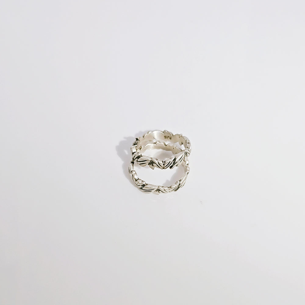 Beauty of Leaves Toe Ring in Oxidised 925 Silver