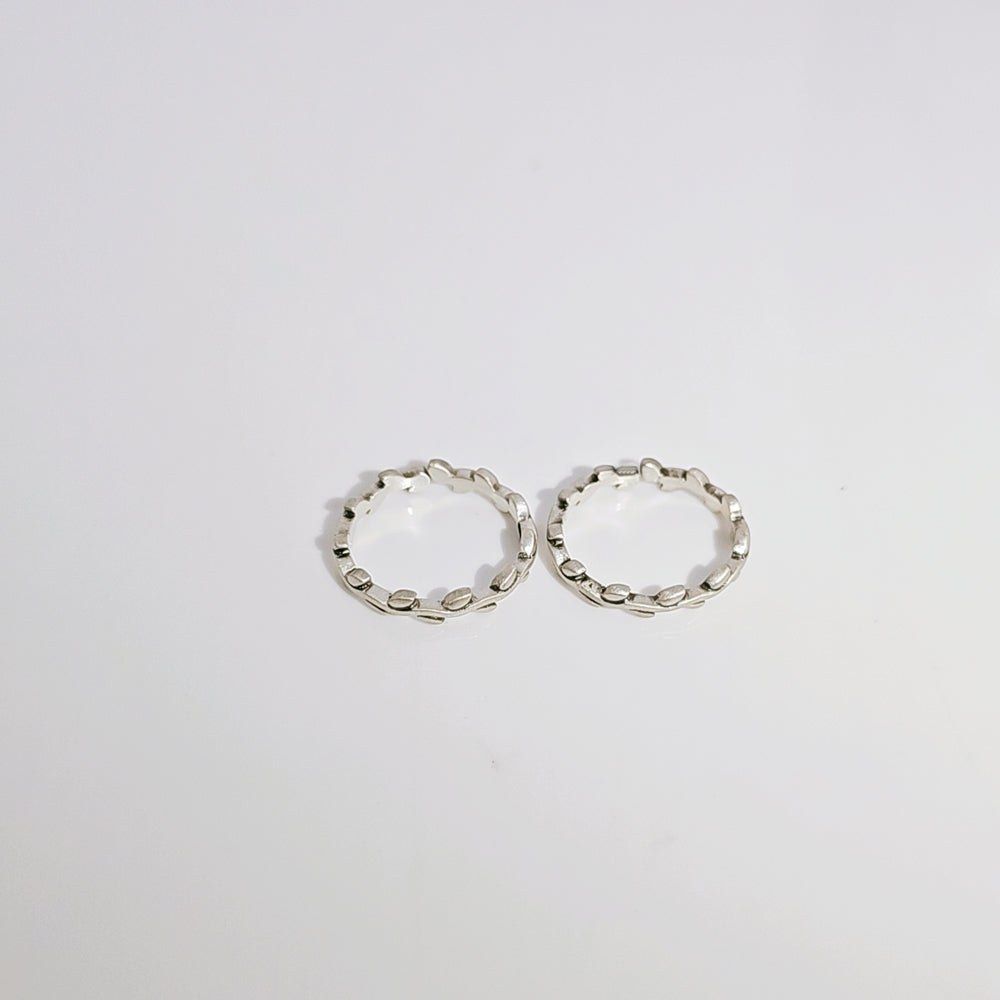 Delicate Leaves Toe Ring in Oxidised 925 Silver