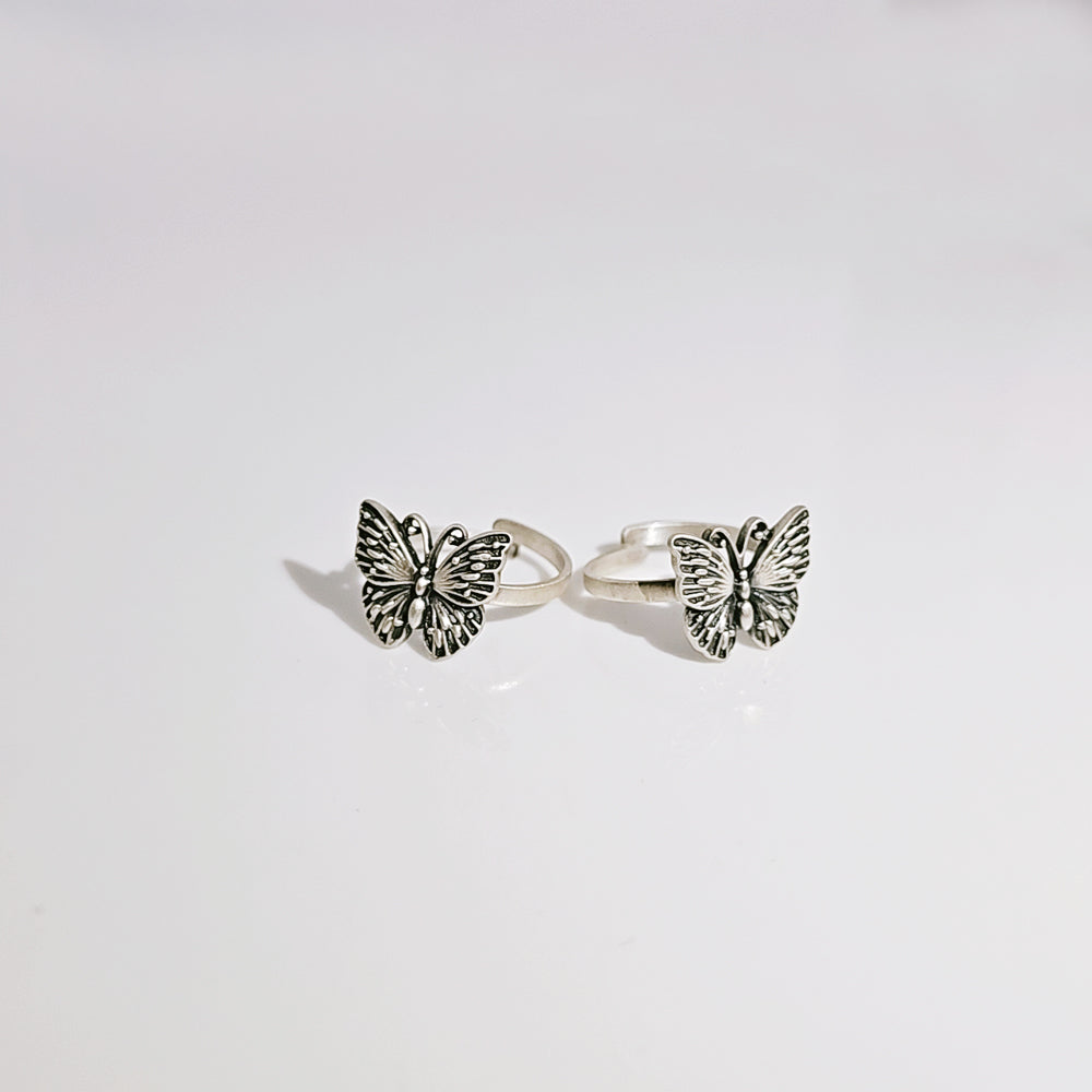 Butterfly Toe Ring in Oxidised 925 Silver