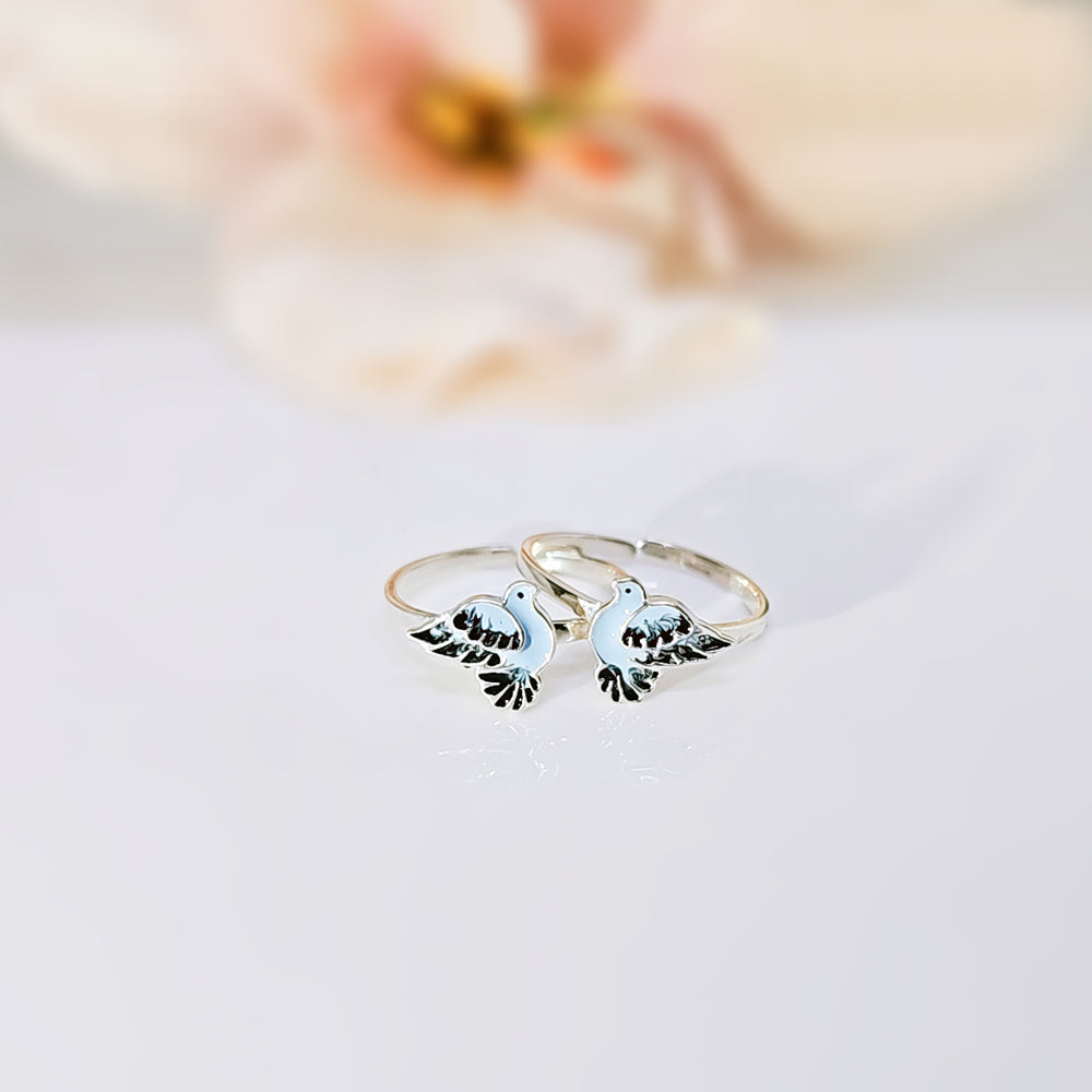 Little Birdie Toe Ring in 925 Silver
