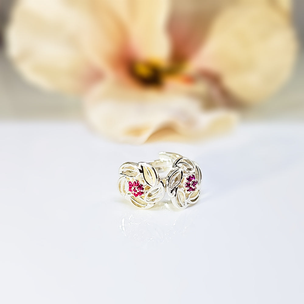 Floral Toe Ring studded with Zircon in 925 Silver
