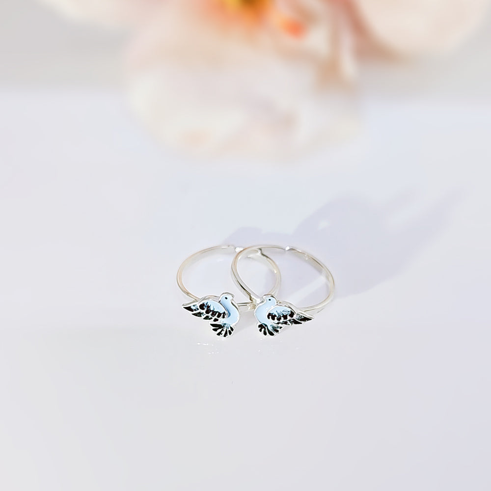 Little Birdie Toe Ring in 925 Silver