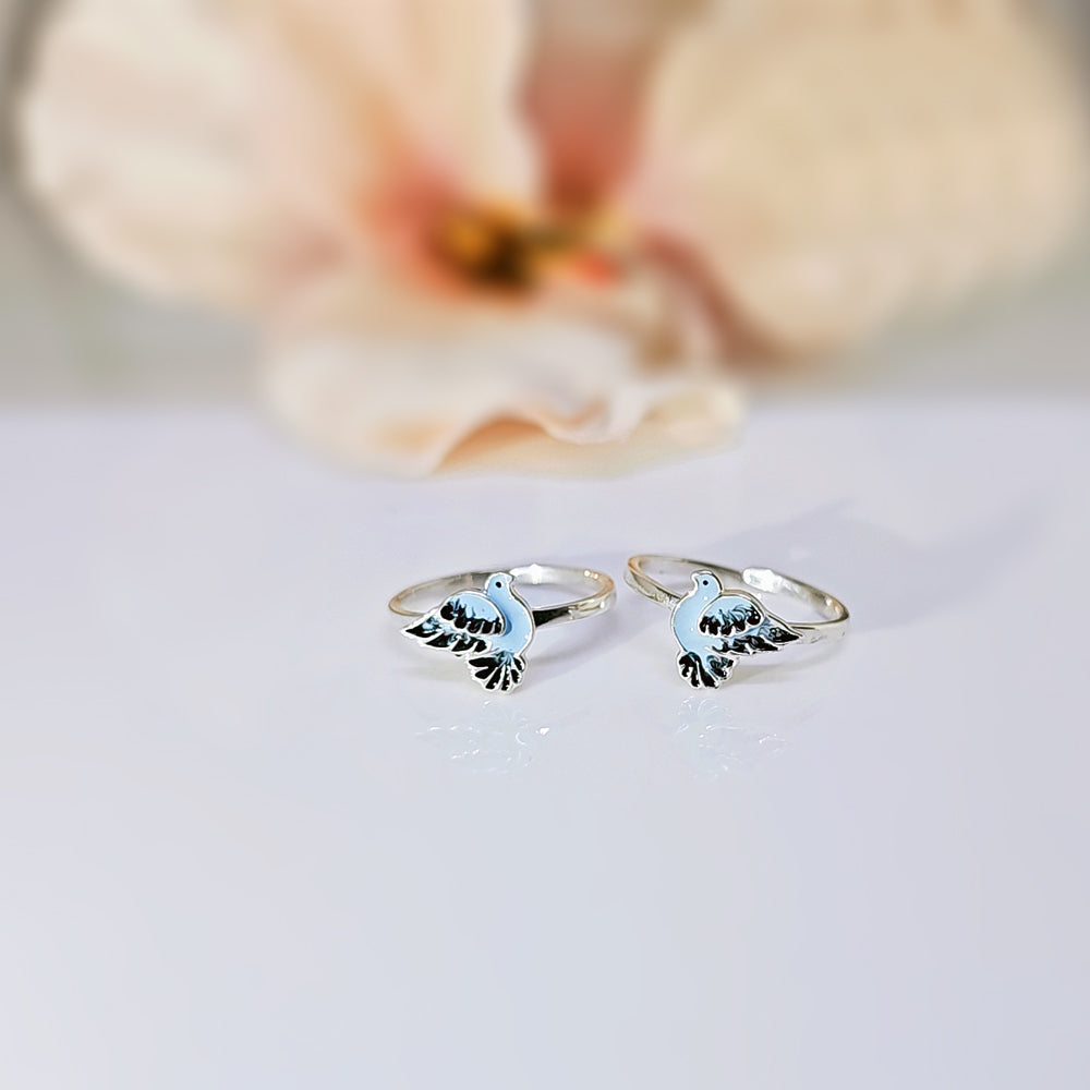 Little Birdie Toe Ring in 925 Silver