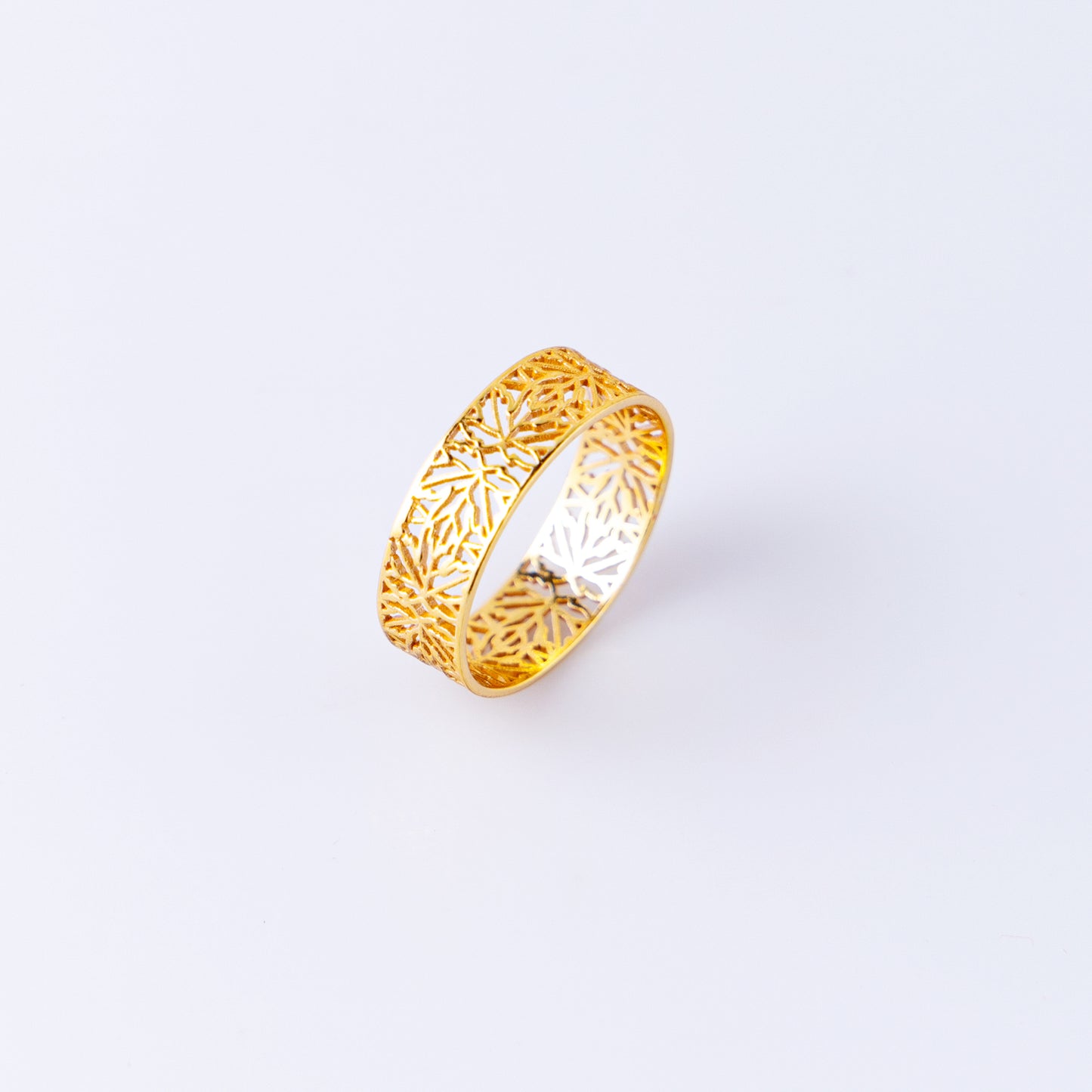 Maple Leaf Filigree Band Ring