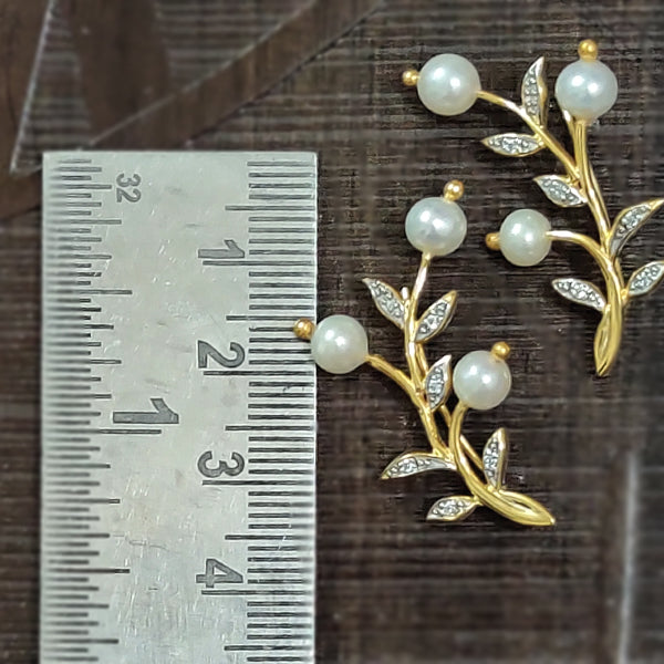 The Leafy Twig Earcuff