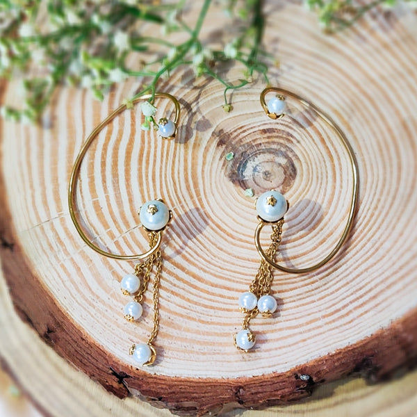 Moving with the Flow Kopal Ear Cuff