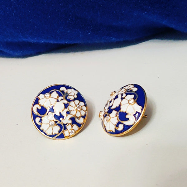 Glorious Round Bold Button Studs Earring