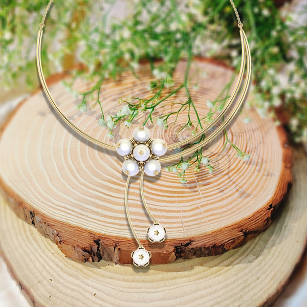 Moving with the Flow Hasli Necklace
