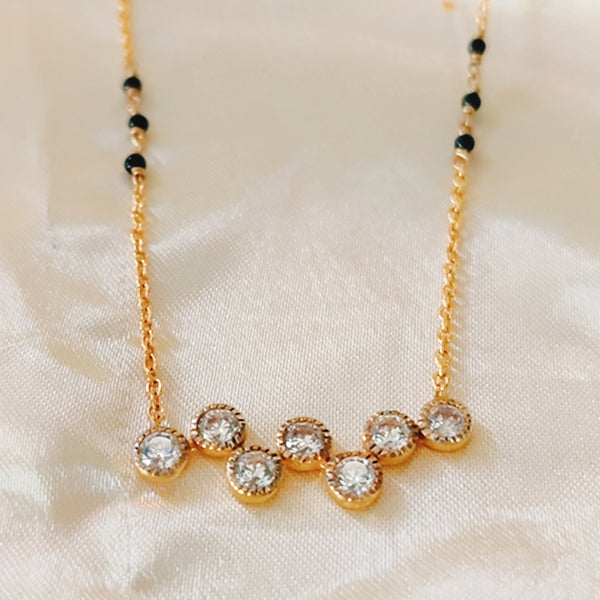 Tedhey Medey Rastey Mangalsutra