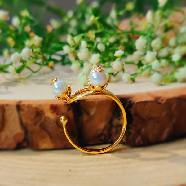 Moving with the Flow Ring
