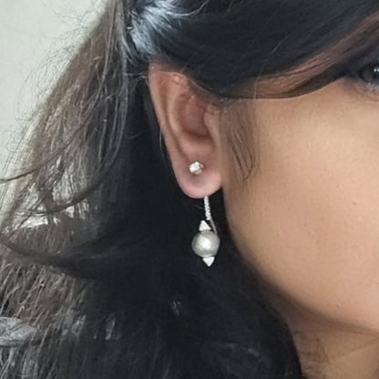 Pearly Dangle Earrings in 925 Silver