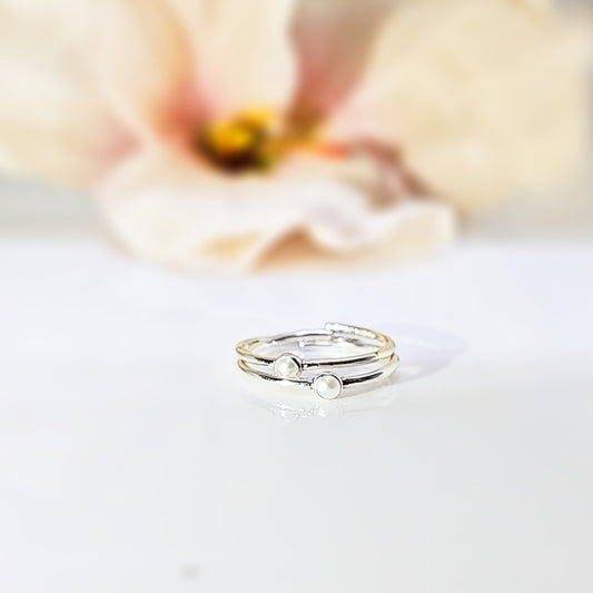 Tiny Pearl Toe Ring in 925 Silver
