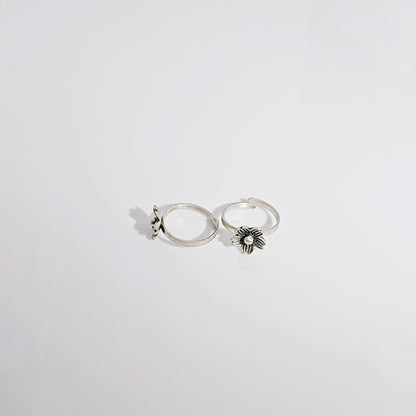 Textured Flower Toe Ring in Oxidised 925 Silver