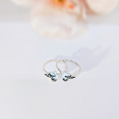 Little Birdie Toe Ring in 925 Silver