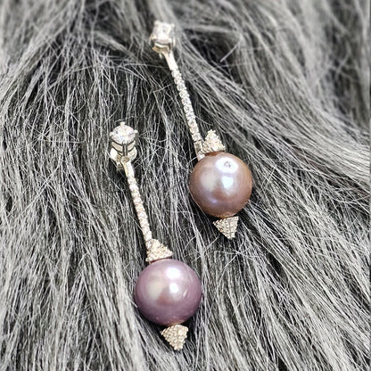 Pearly Dangle Earrings in 925 Silver