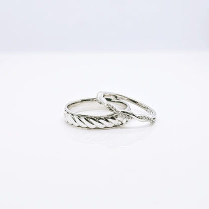 Lovely Twist Couple Ring in 925 Silver