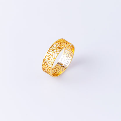 Maple Leaf Filigree Band Ring