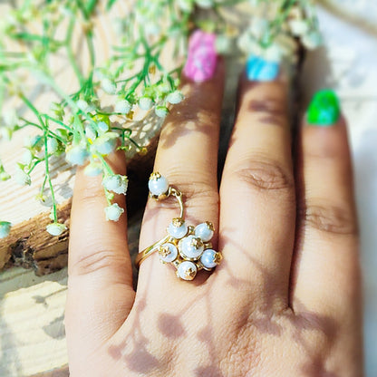 Charming Pearly Kopal Ring