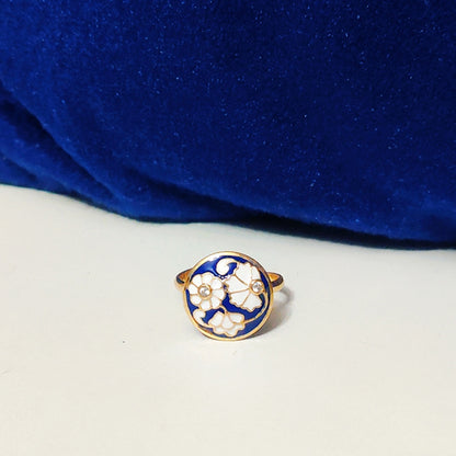 Glorious Round Tiny Flora Ring
